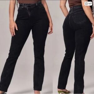 Abercrombie & Fitch 90’s Slim Straight Ultra High Rise Jeans - Black Size 31